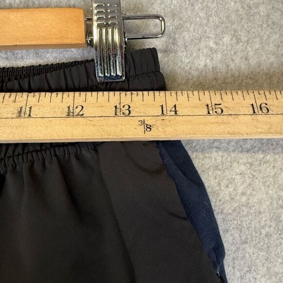 Lululemon Mens Medium City Commute Shorts Black Gray Colorblock Pockets Stretch - Picture 4 of 8